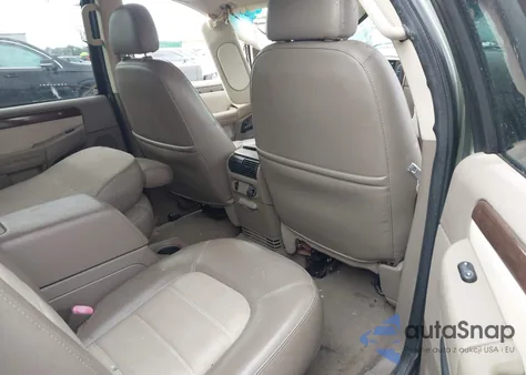 2004 Ford Explorer Eddie Bauer из США, поврежденный, VIN 1FMZU64WX4UA94475